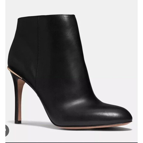 Coach Nila Bootie Black Leather Gold Hardware Size 11 - Picture 1 of 9